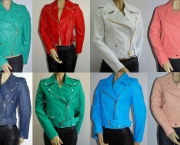 como-combinar-jaquetas-de-couro-coloridas-14