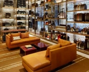 Louis Vuitton Store (17)