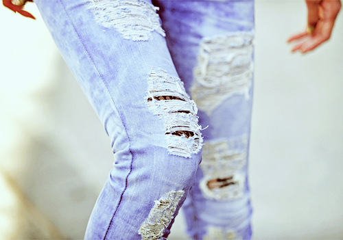 Calça Jeans Rasgada