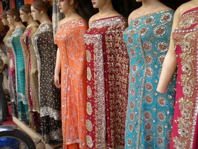 trajes indianos femininos