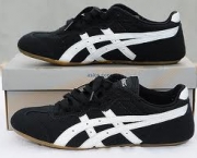 asics-14