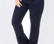 Calça Jeans Flare Cintura Alta Plus Size (1)