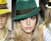 chapeus-se-destacam-na-semana-de-moda-em-paris-6