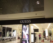 guess-shop-4