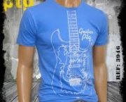 guitarras-em-camisetas-13