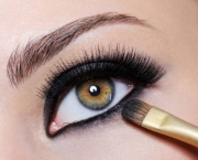 make-up-esfumado-com-dourado-4