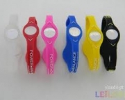 foto-pulseiras-power-balance-01