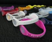 foto-pulseiras-power-balance-10