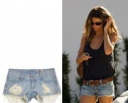 foto-short-jeans-feminino-desfiado-09