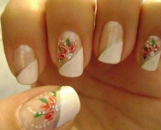 unhas-decoradas-com-flores-12