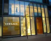 versace-store-5